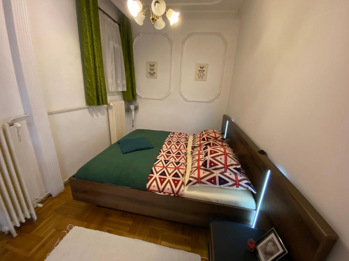 Monolit Budapest Center Guesthouse Buitenkant foto