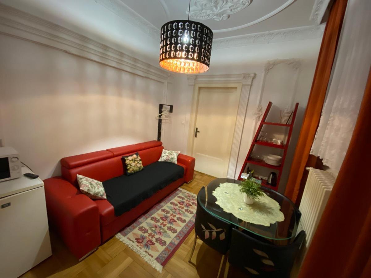 Monolit Budapest Center Guesthouse Buitenkant foto