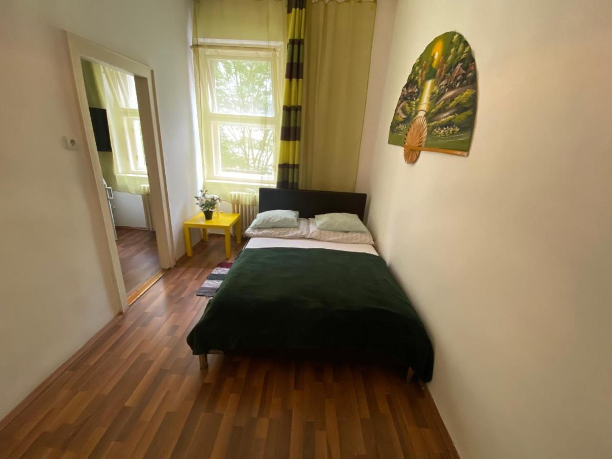 Monolit Budapest Center Guesthouse Buitenkant foto